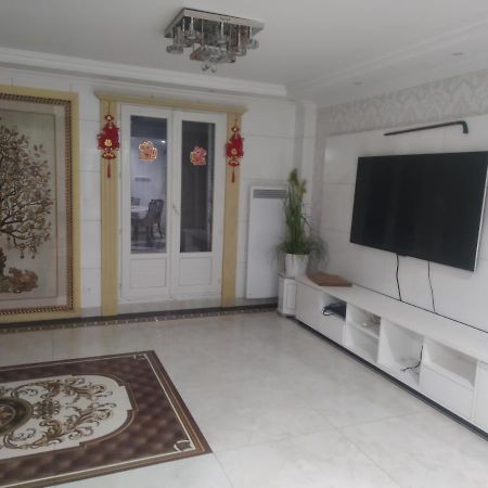 Chambre privée à Bobigny Esterno foto