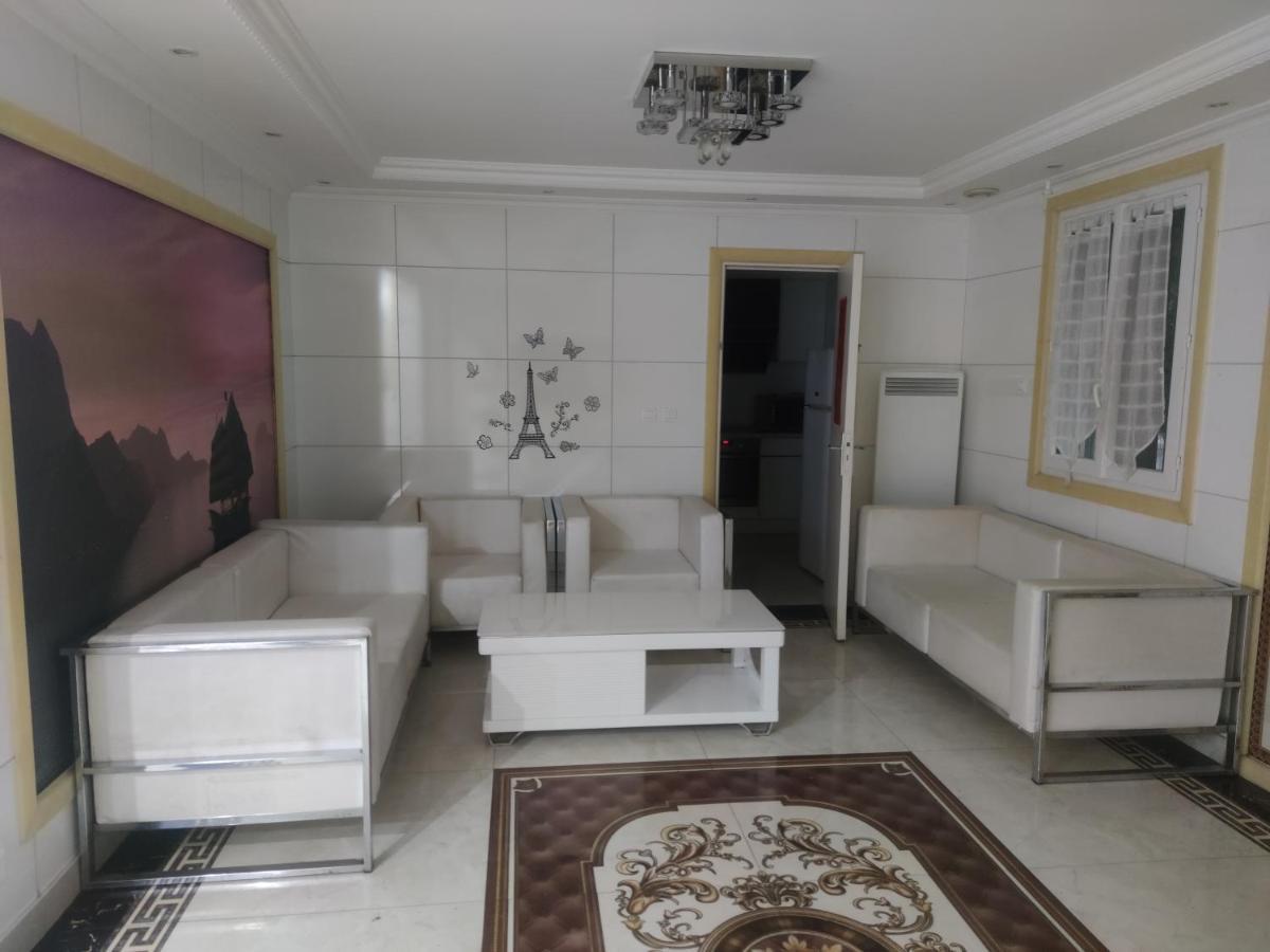 Chambre privée à Bobigny Esterno foto
