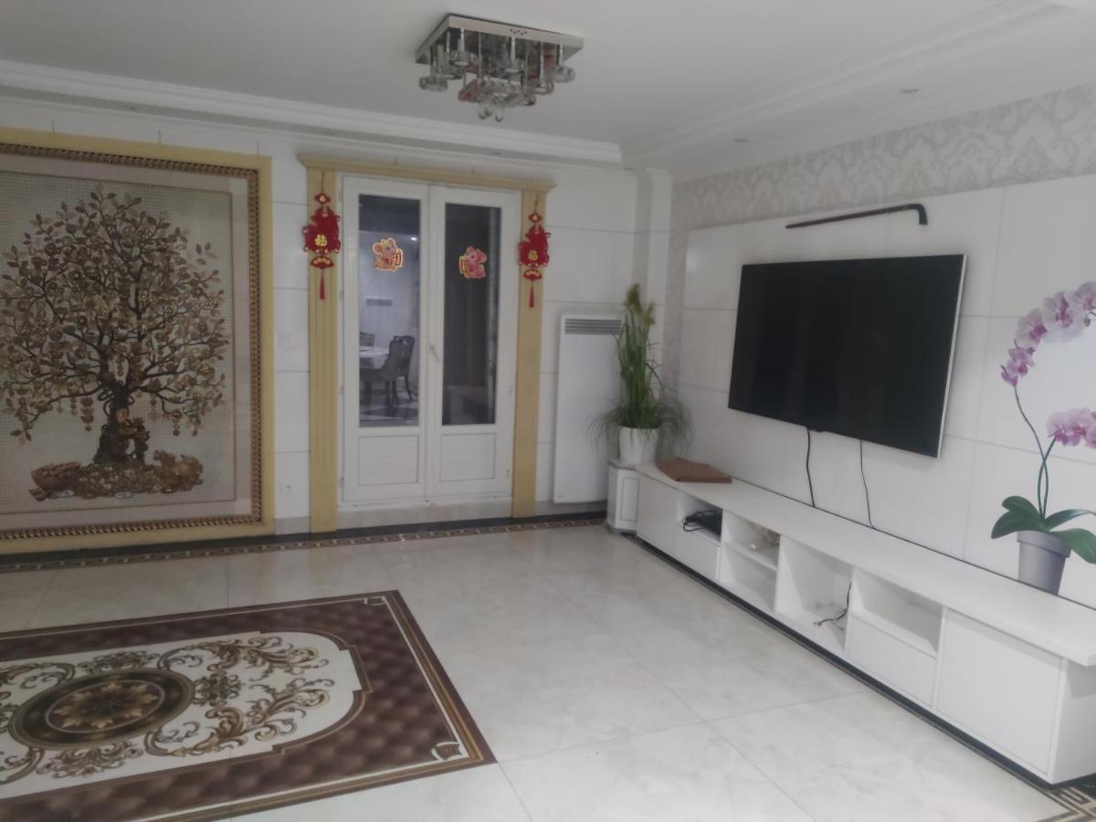 Chambre privée à Bobigny Esterno foto